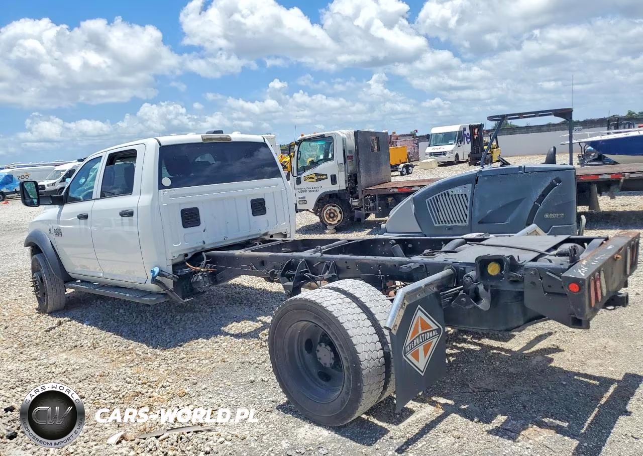 2011 Dodge Ram 4500 VIN:3D6WA6CL1BG570615 - 3