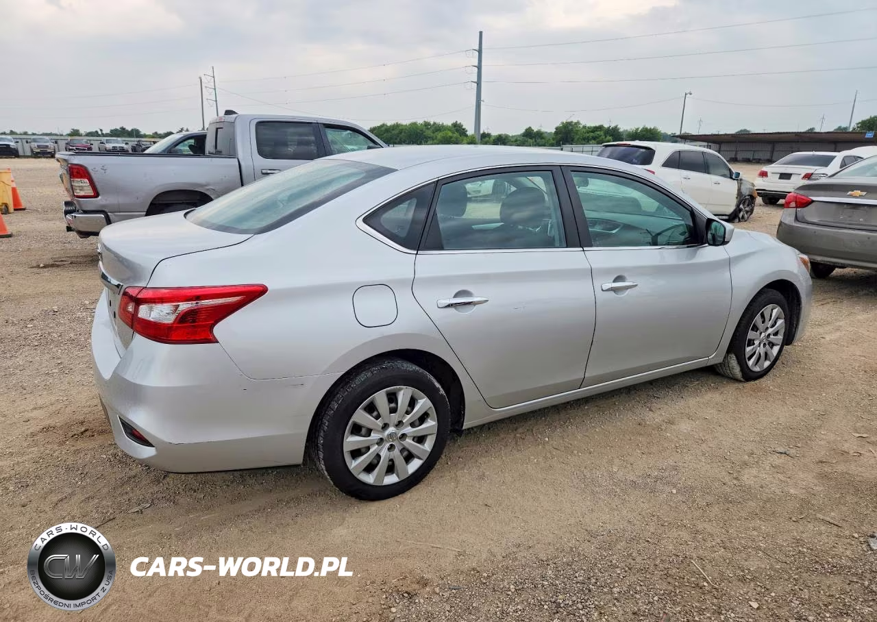 2017 Nissan Sentra S VIN:3N1AB7AP6HY294107 - 3