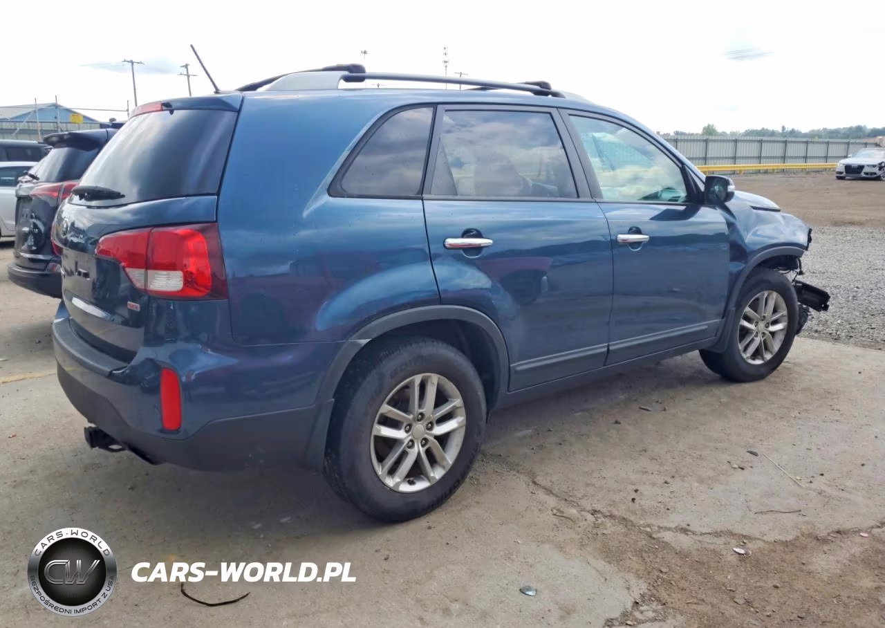2014 Kia Sorento Lx VIN:5XYKT4A64EG510783 - 3