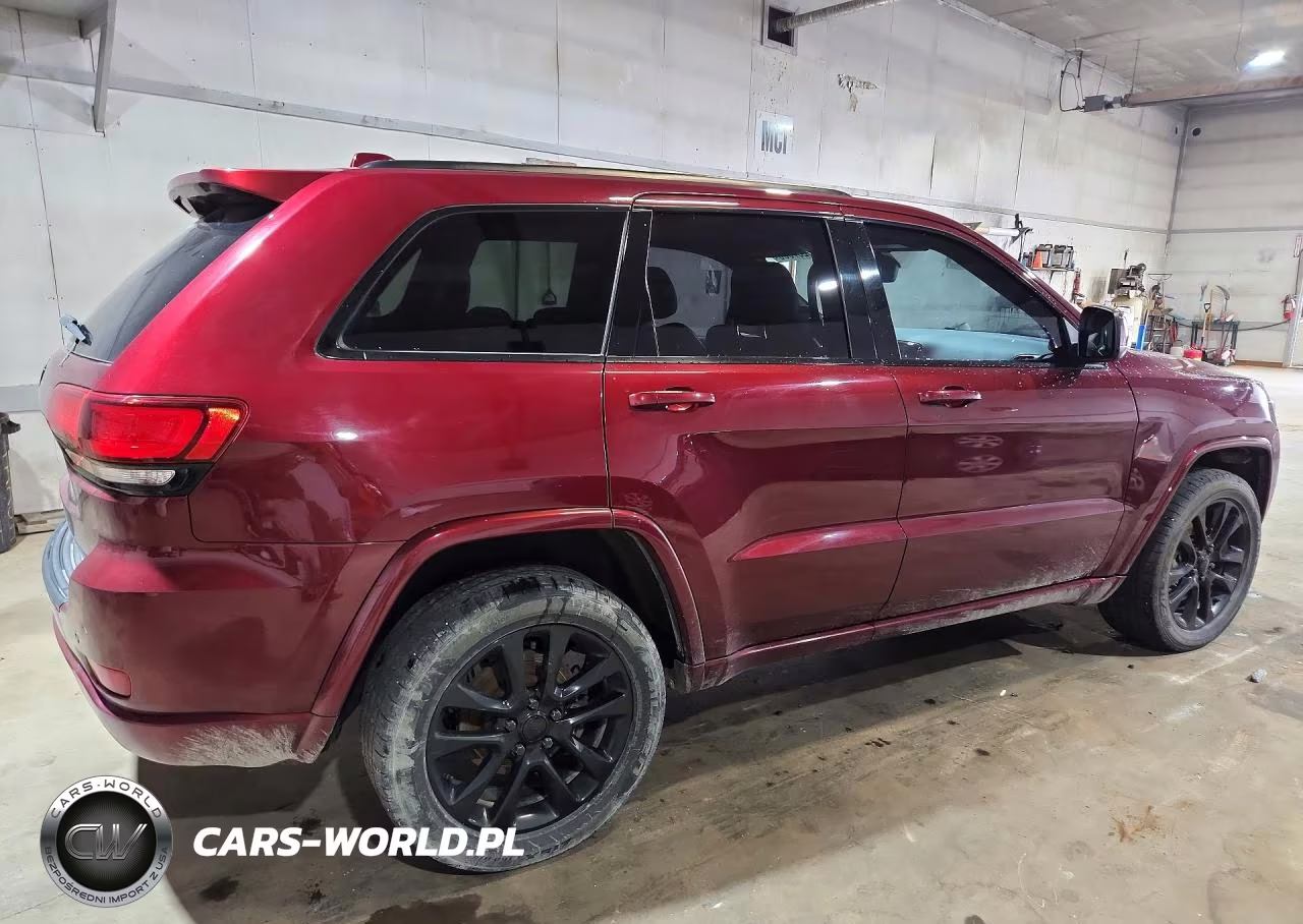 2020 Jeep Grand Cherokee Laredo VIN:1C4RJFAG3LC254789 - 3