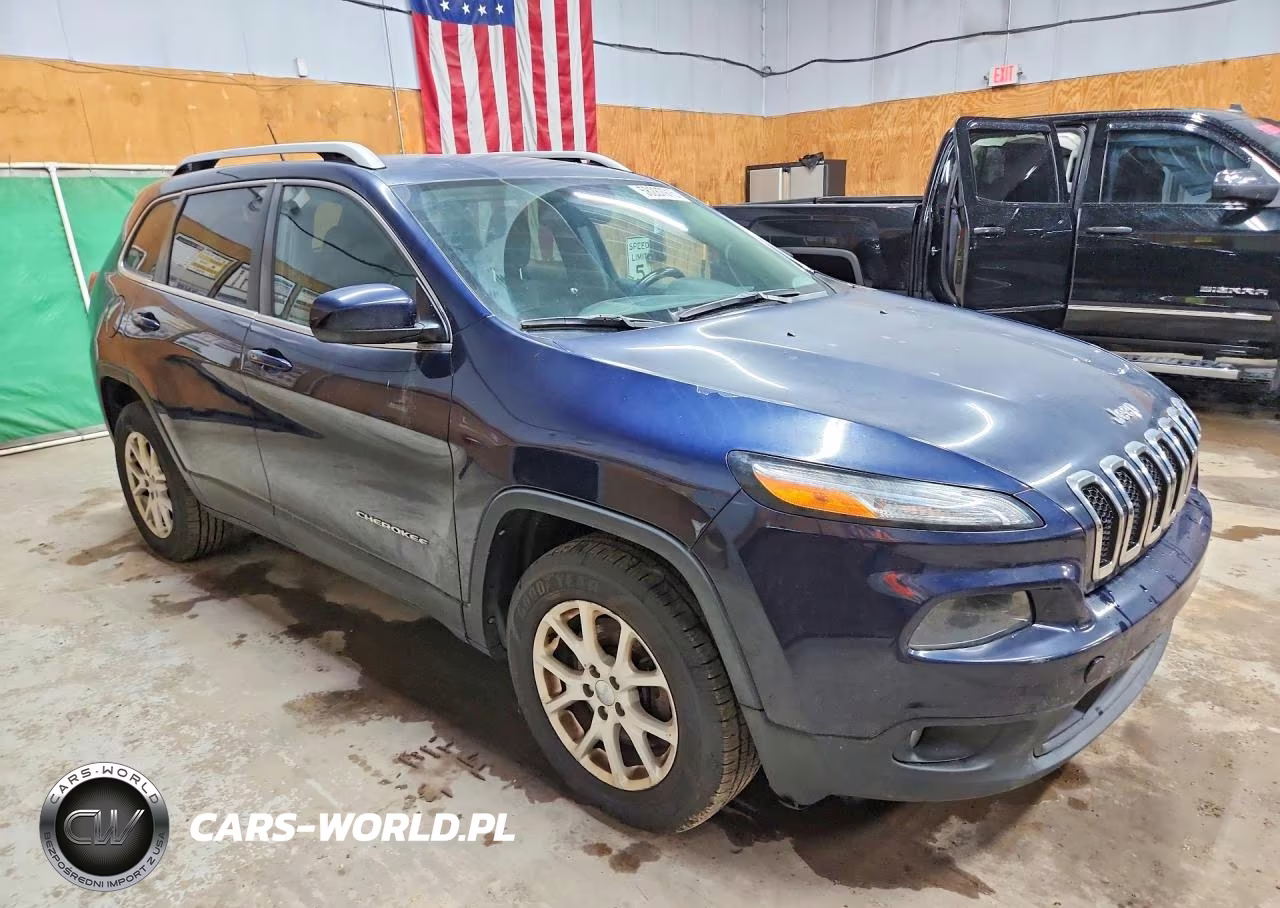 2014 Jeep Cherokee Latitude VIN:1C4PJMCB4EW321415 - 4