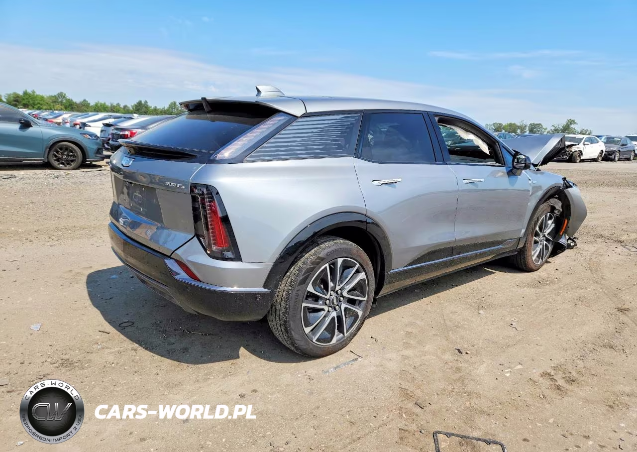 2025 Cadillac Optiq Sport VIN:3GYK3EMR2SS203810 - 3