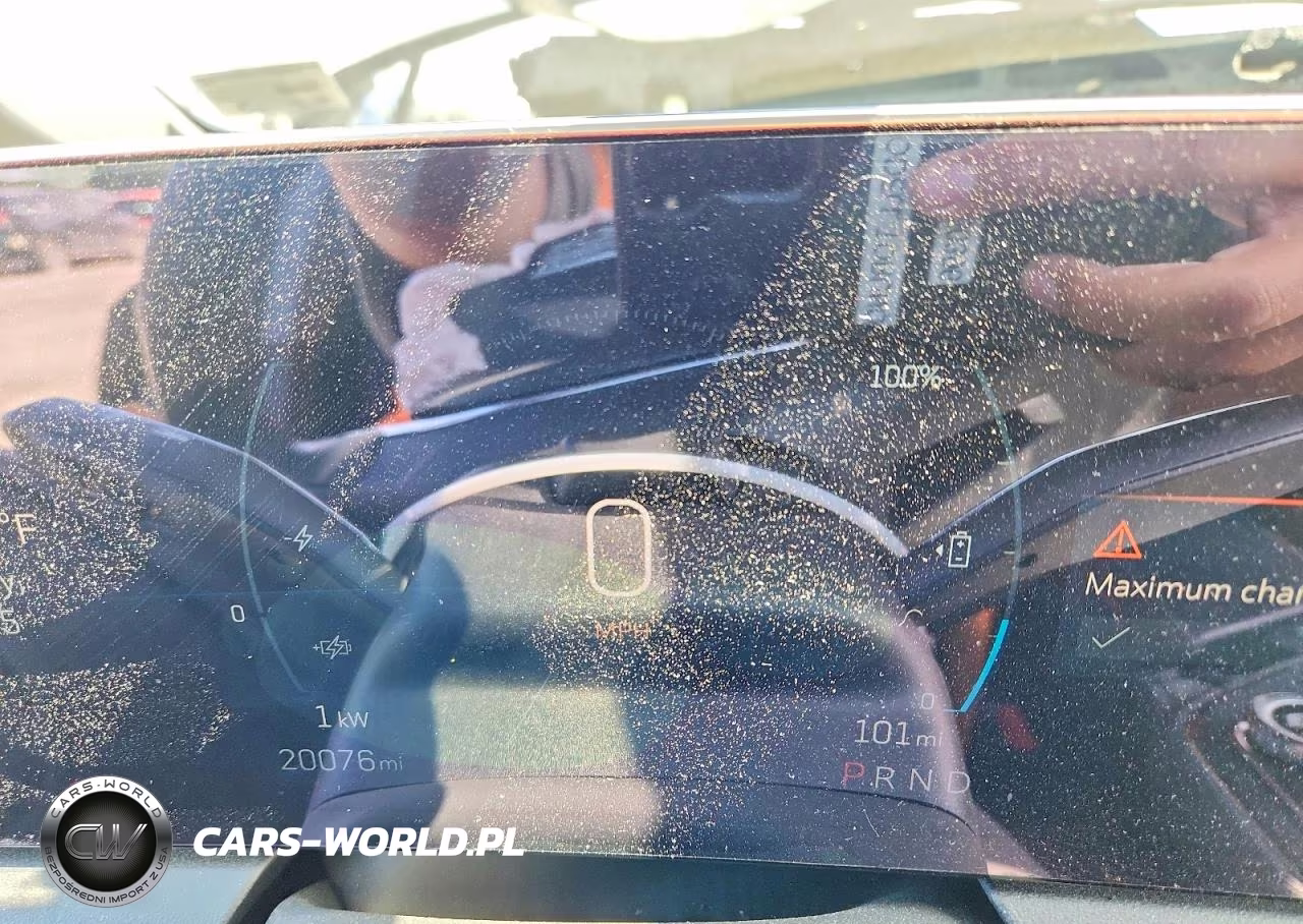 2025 Cadillac Optiq Sport VIN:3GYK3EMR2SS203810 - 9