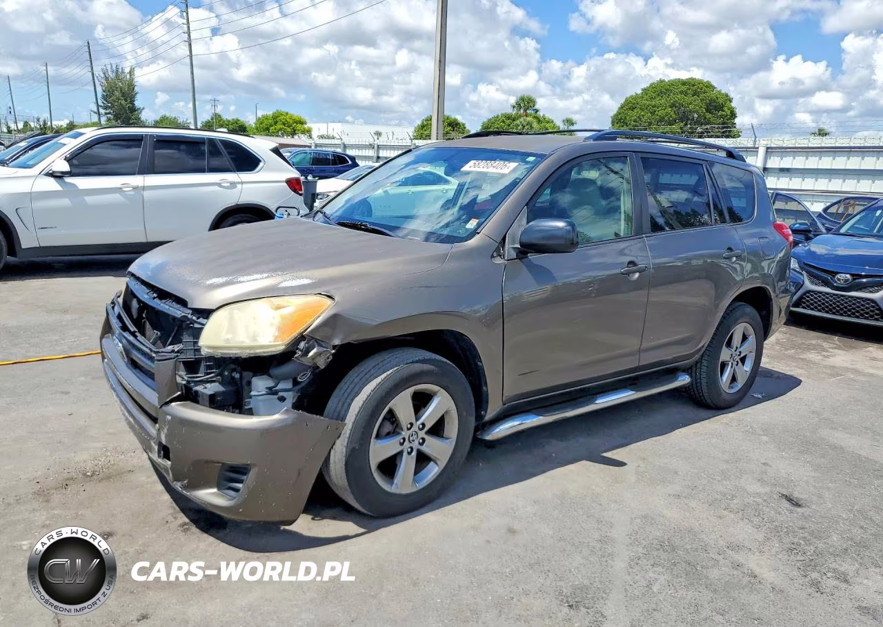 2011 Toyota Rav4 Base – zdjęcie 1 z 13