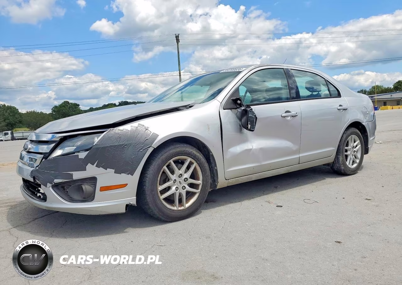 2011 Ford Fusion S