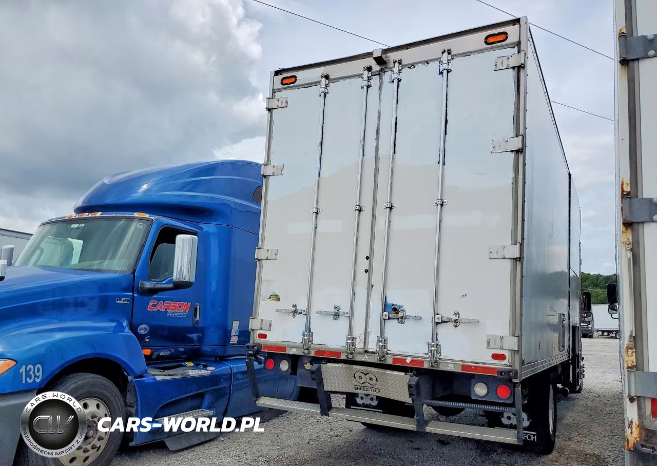 2016 Freightliner Business Class M2 Box Truck VIN:1FVACXDT0GHGZ6113 - 3