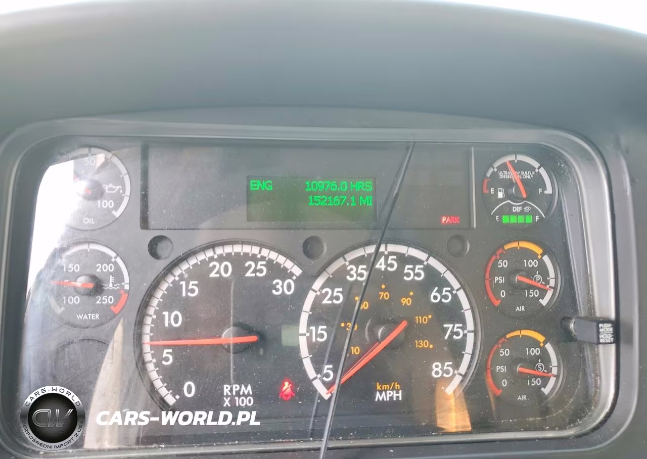 2016 Freightliner Business Class M2 Box Truck VIN:1FVACXDT0GHGZ6113 - 9