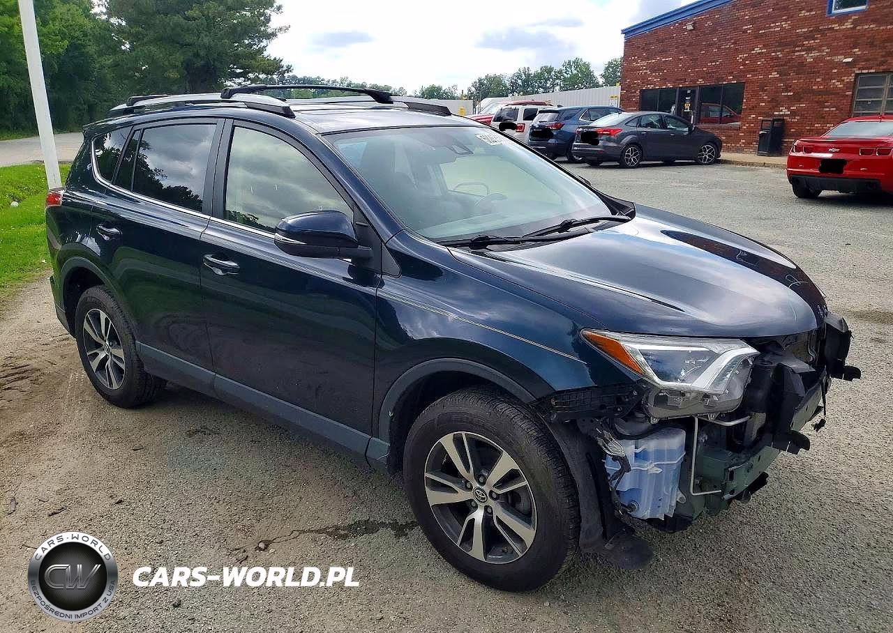 2018 Toyota Rav4 Xle VIN:JTMWFREVXJJ753192 - 4