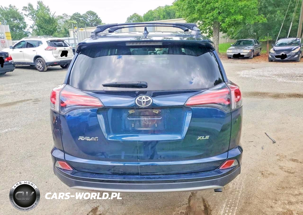 2018 Toyota Rav4 Xle VIN:JTMWFREVXJJ753192 - 6