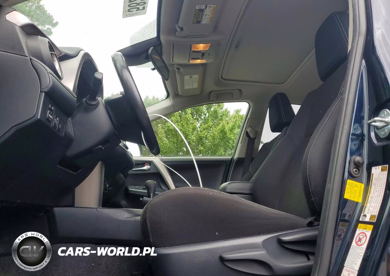 2018 Toyota Rav4 Xle VIN:JTMWFREVXJJ753192 - 7