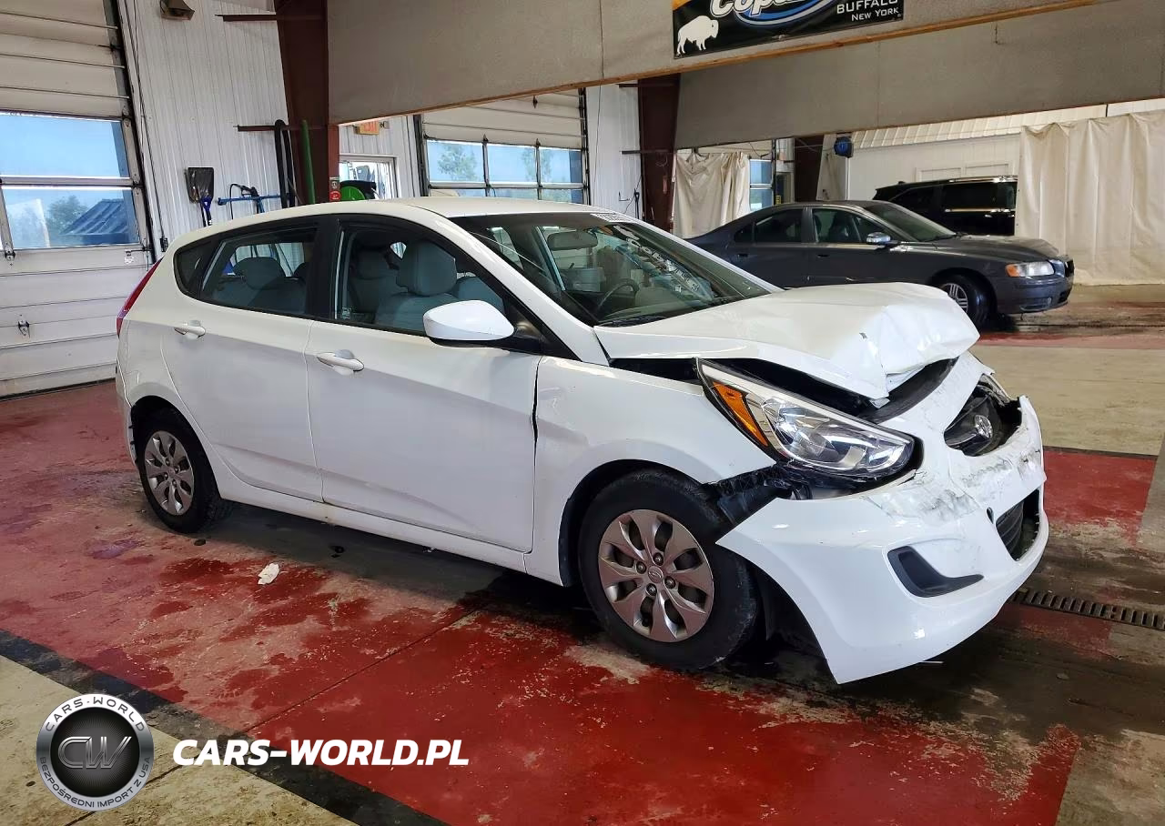 2017 Hyundai Accent Se VIN:KMHCT5AE1HU311979 - 4