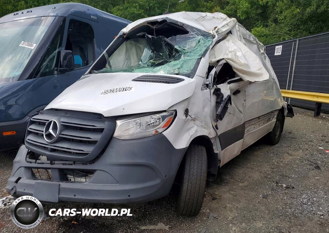2022 Mercedes-Benz Sprinter 1500 – zdjęcie 1 z 12