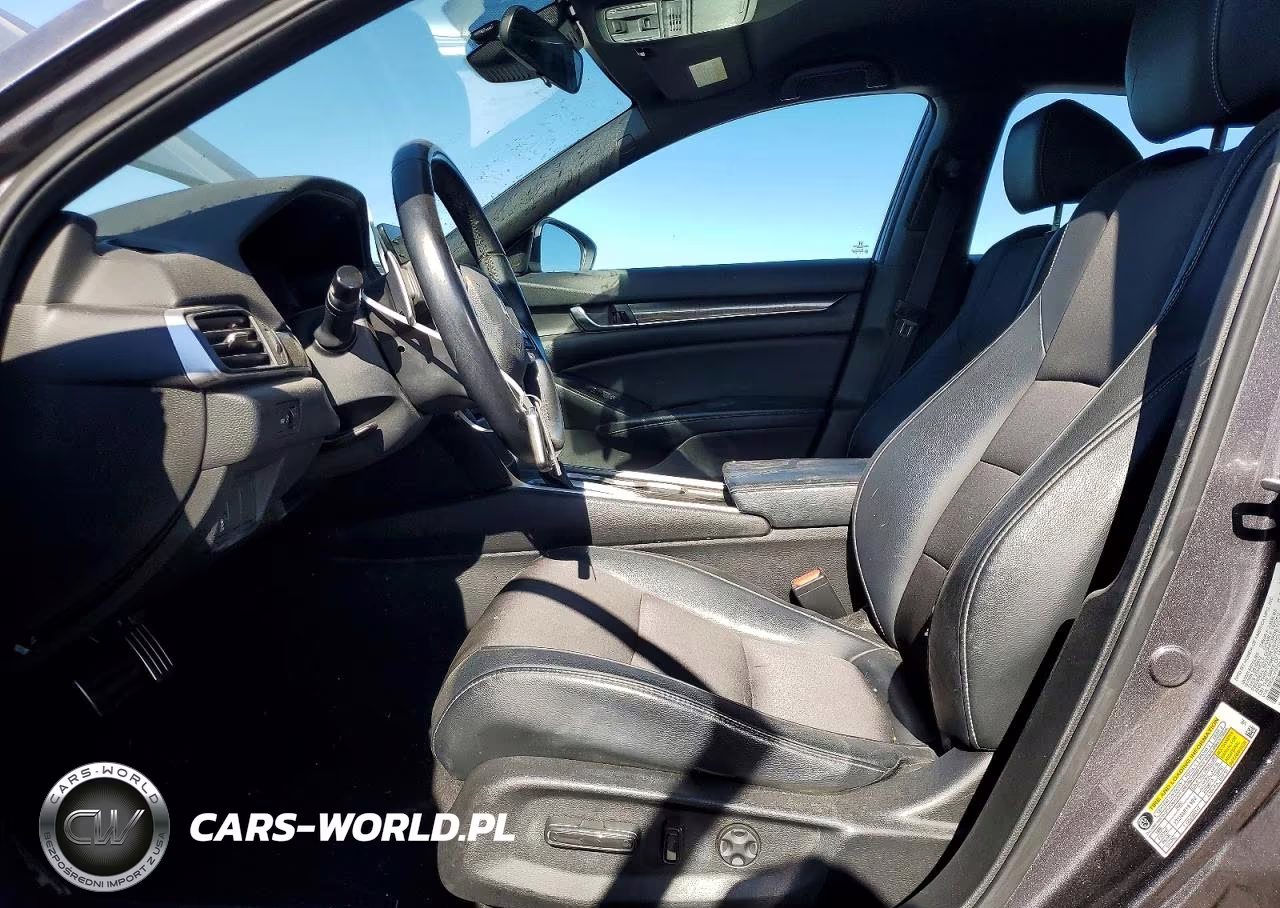 2018 Honda Accord Sport VIN:1HGCV1F30JA061397 - 7