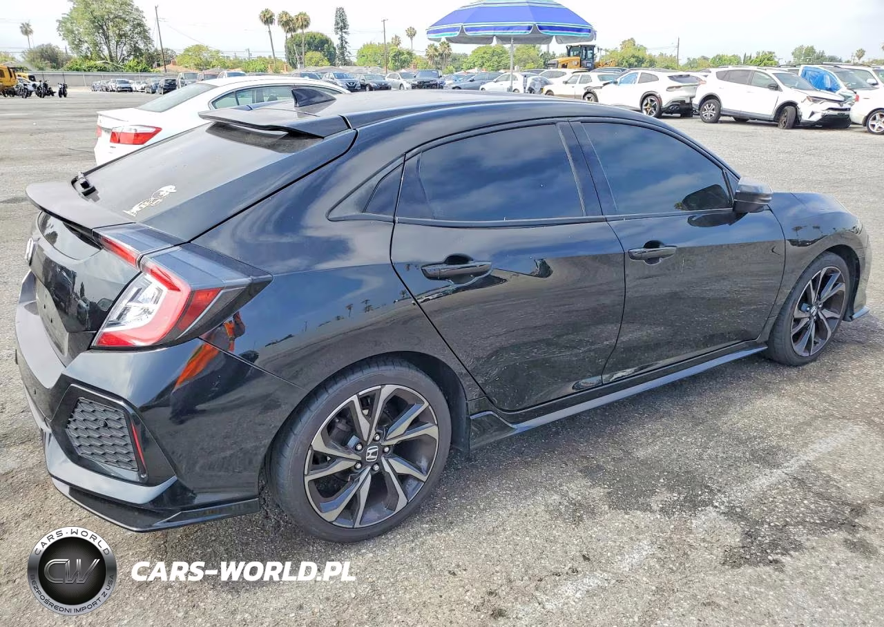 2018 Honda Civic Sport VIN:SHHFK7H47JU401129 - 3