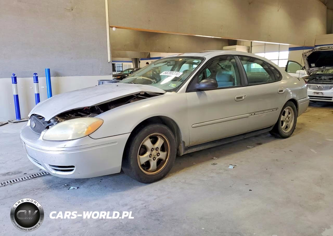 2005 Ford Taurus Se