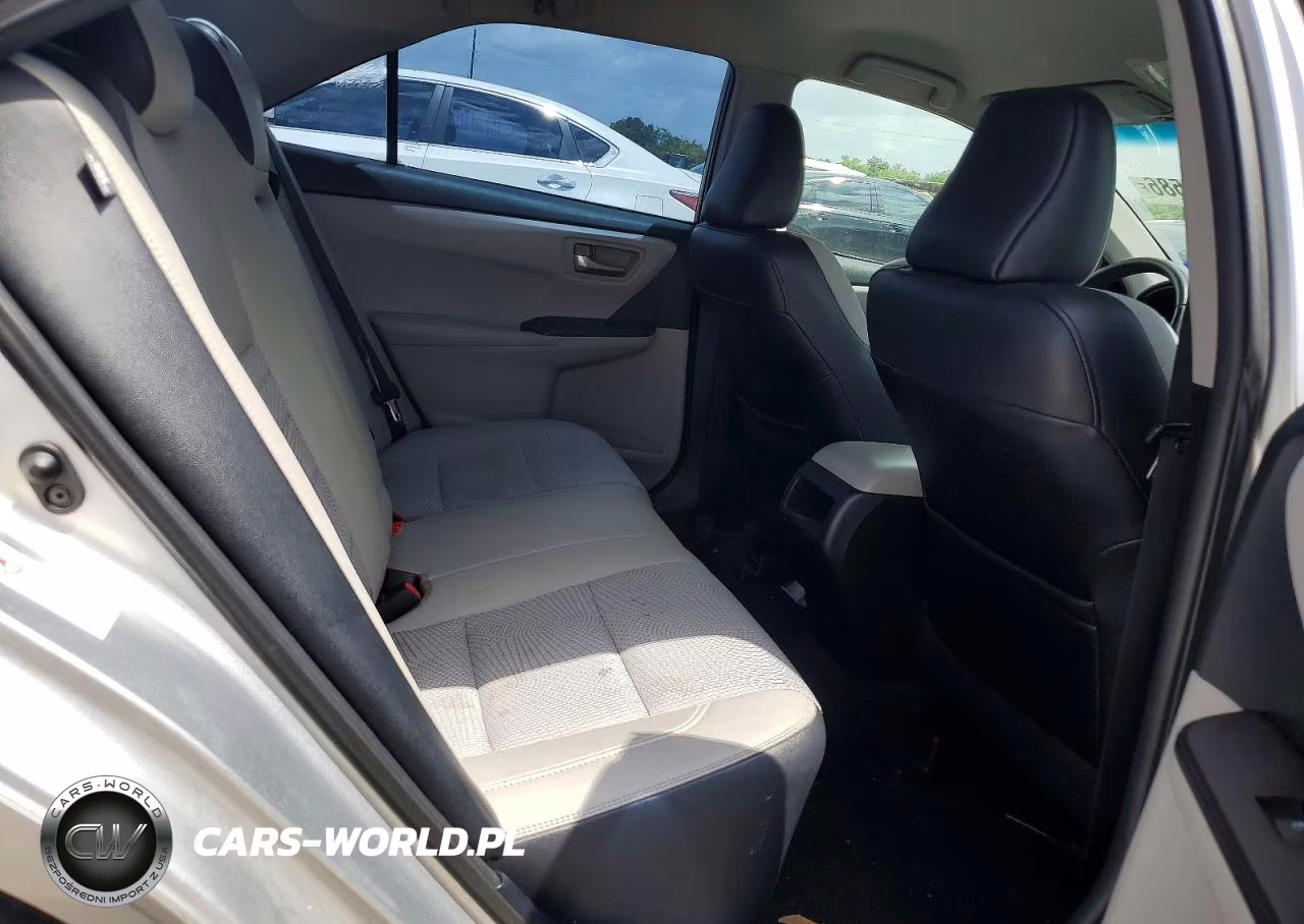 2016 Toyota Camry Se VIN:4T1BF1FK0GU138612 - 10