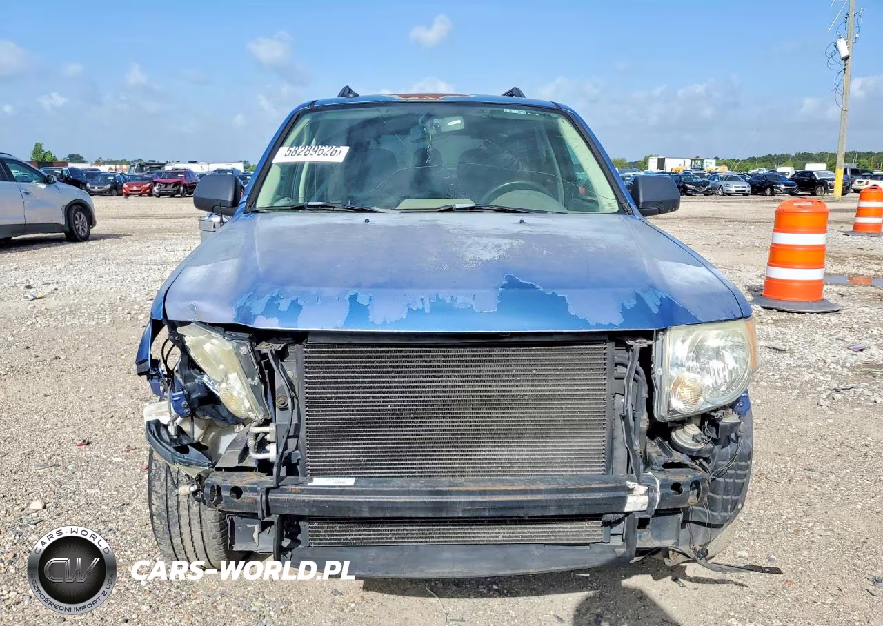 2010 Ford Escape Xlt VIN:1FMCU0D79AKA12125 - 5