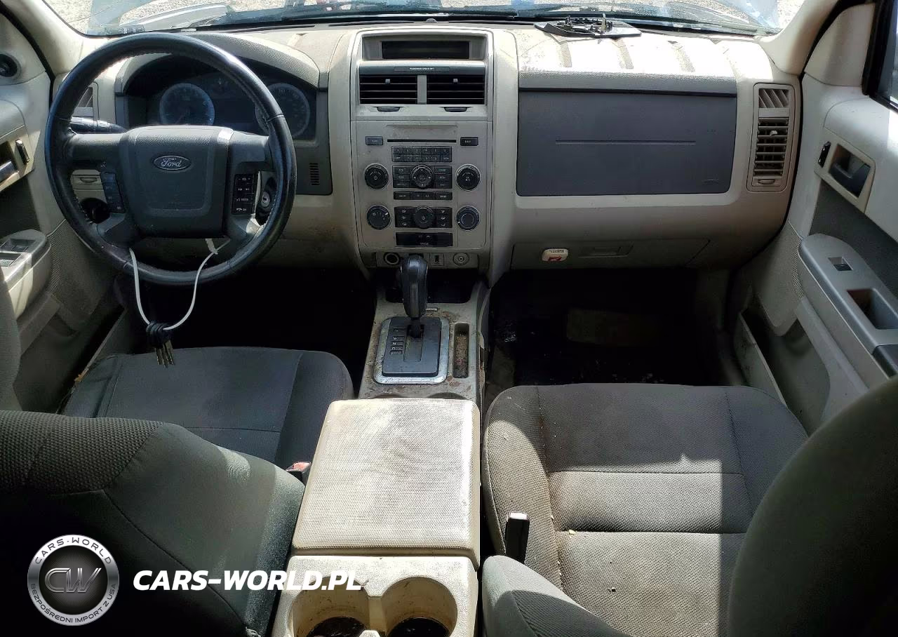 2010 Ford Escape Xlt VIN:1FMCU0D79AKA12125 - 8