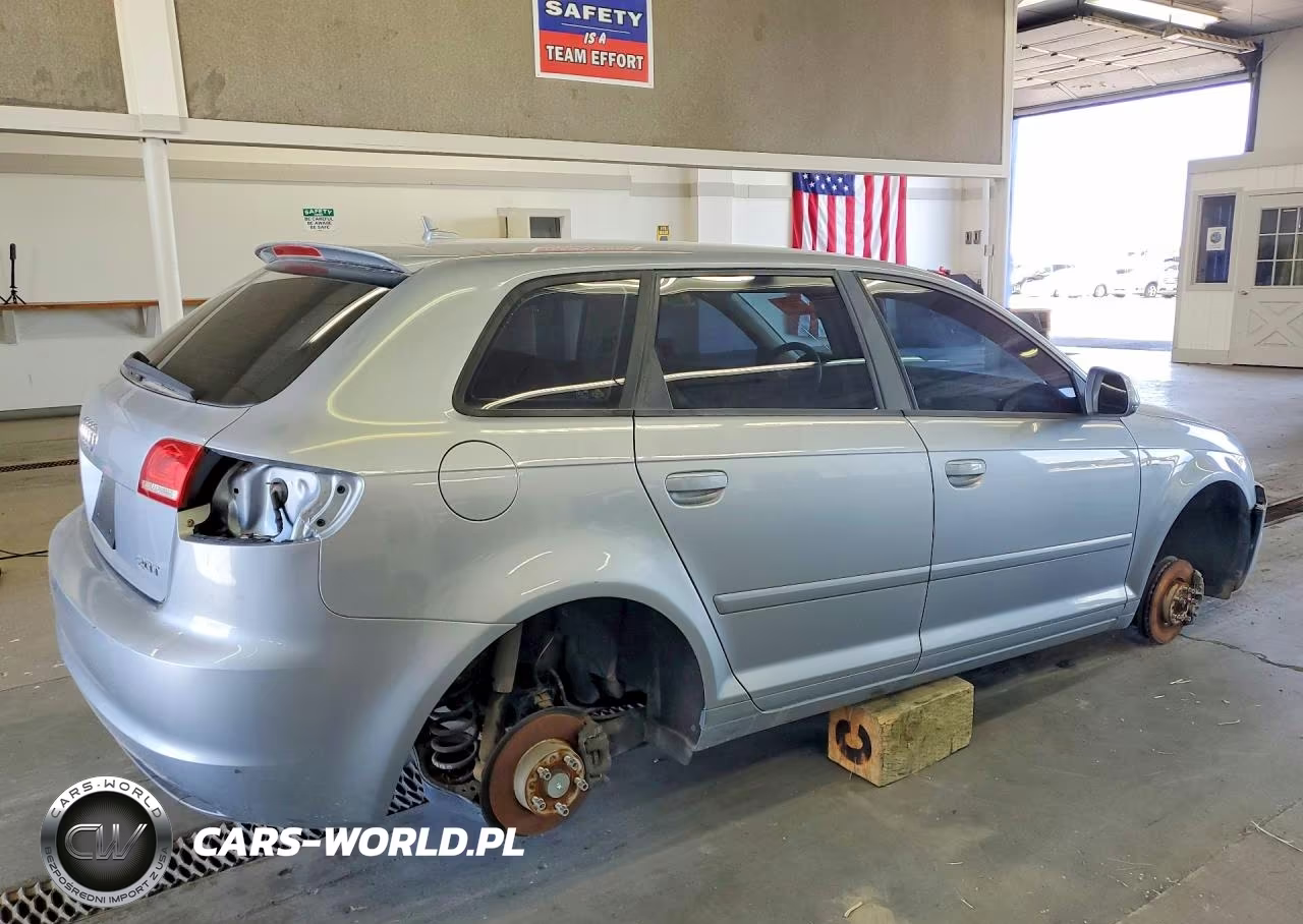 2010 Audi A3 Premium VIN:WAUBEBFM8AA106625 - 3