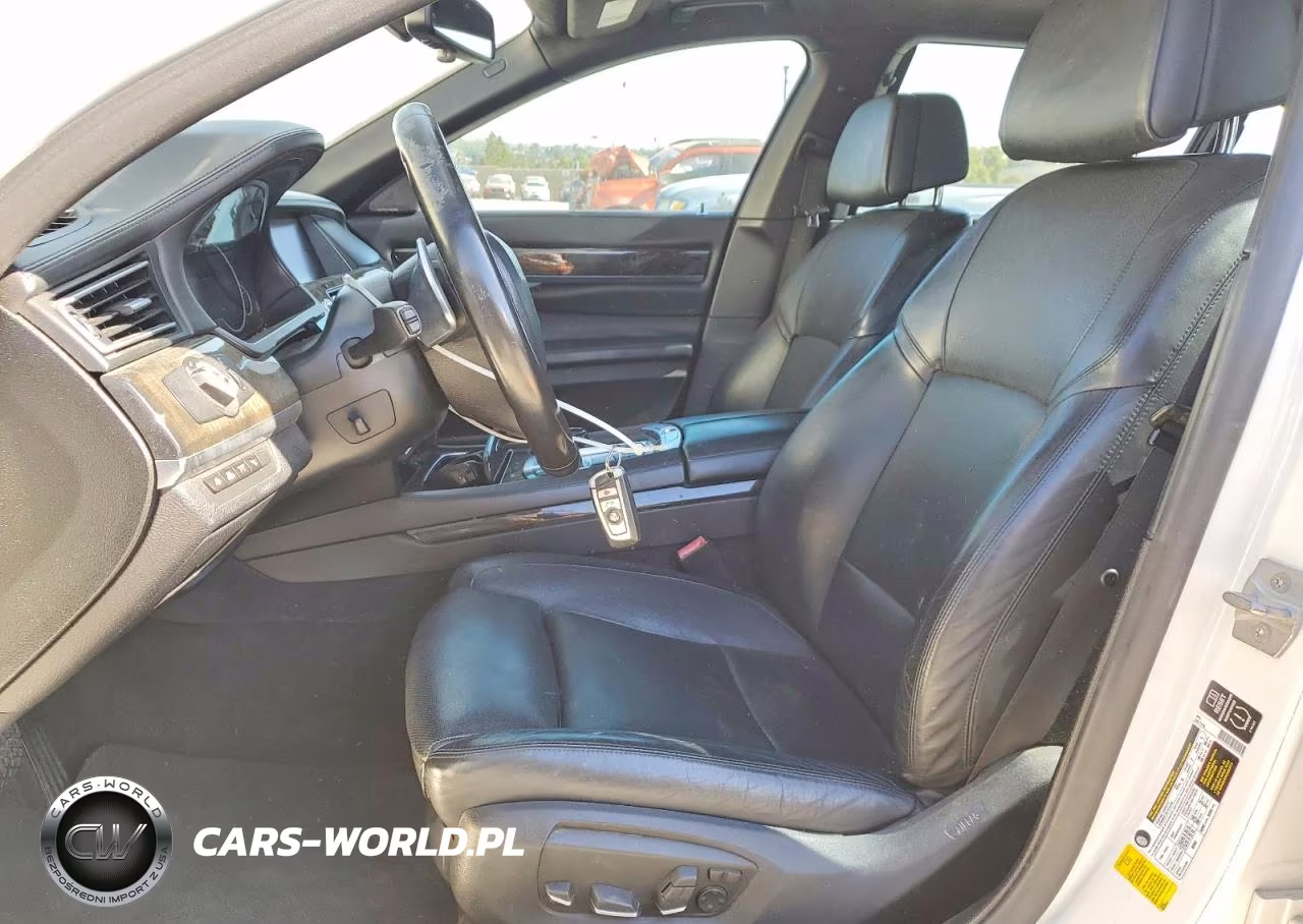 2015 BMW 750 Li VIN:WBAYE8C58FD781620 - 7