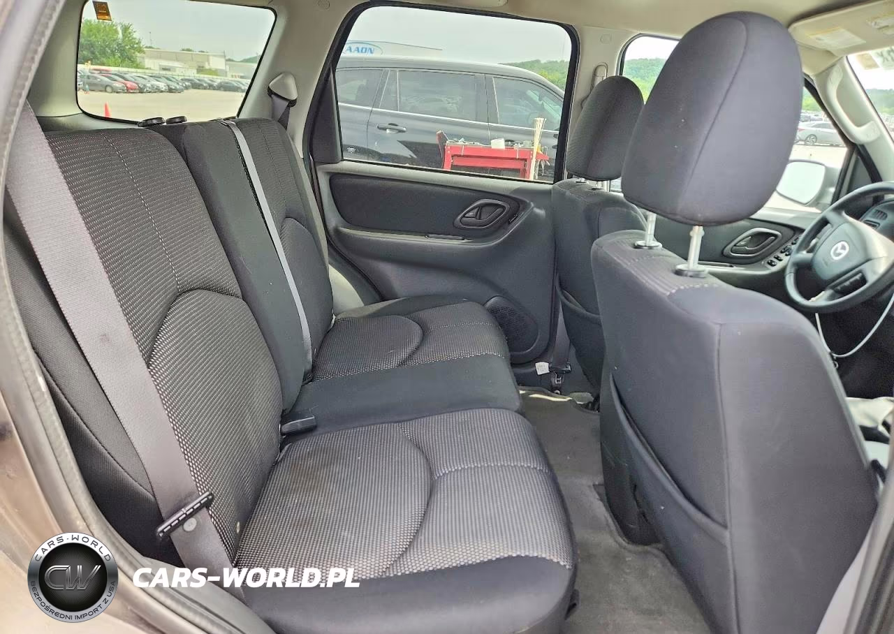 2005 Mazda Tribute S VIN:4F2YZ04175KM09765 - 10