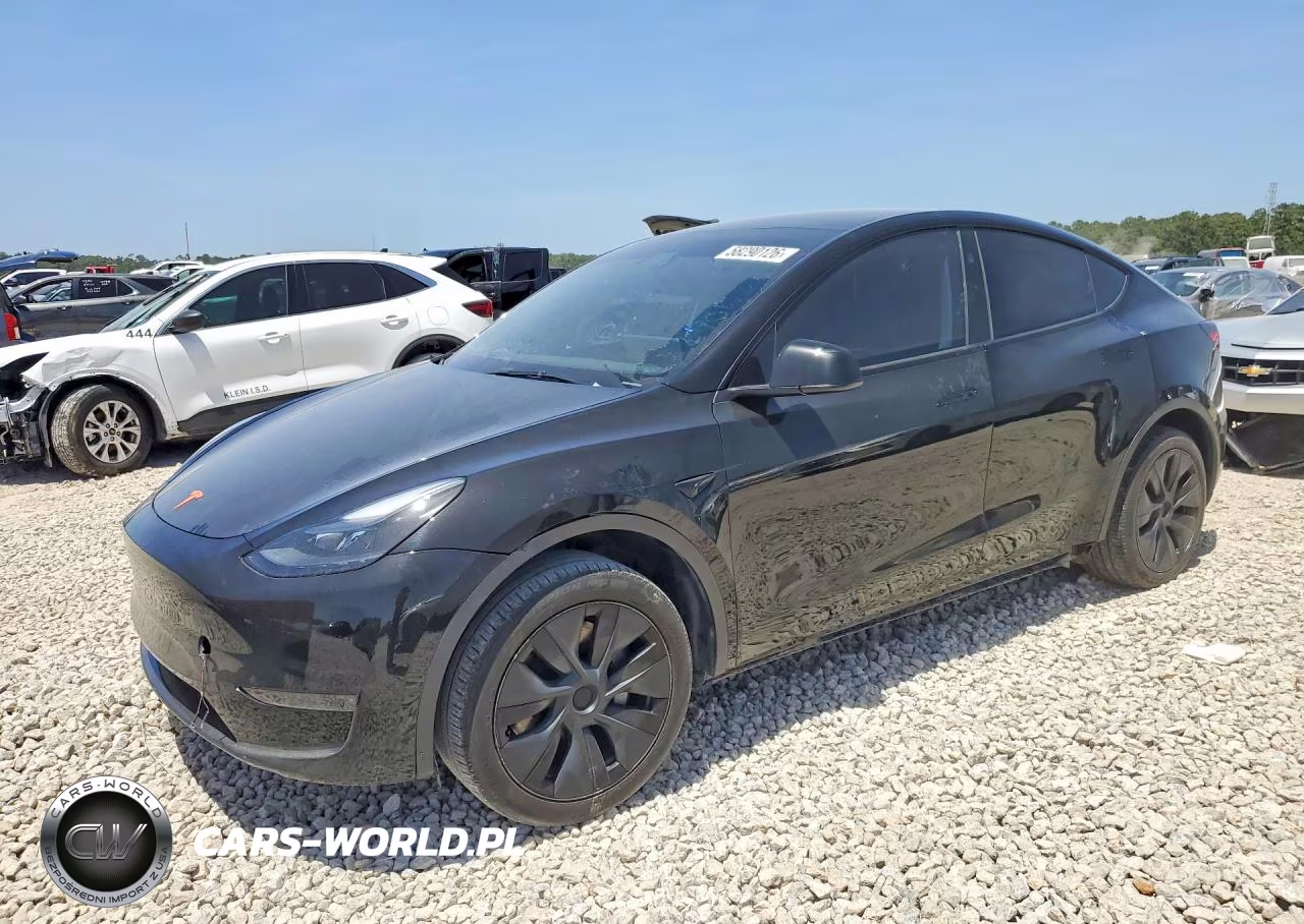 2024 Tesla Model Y – zdjęcie 1 z 12