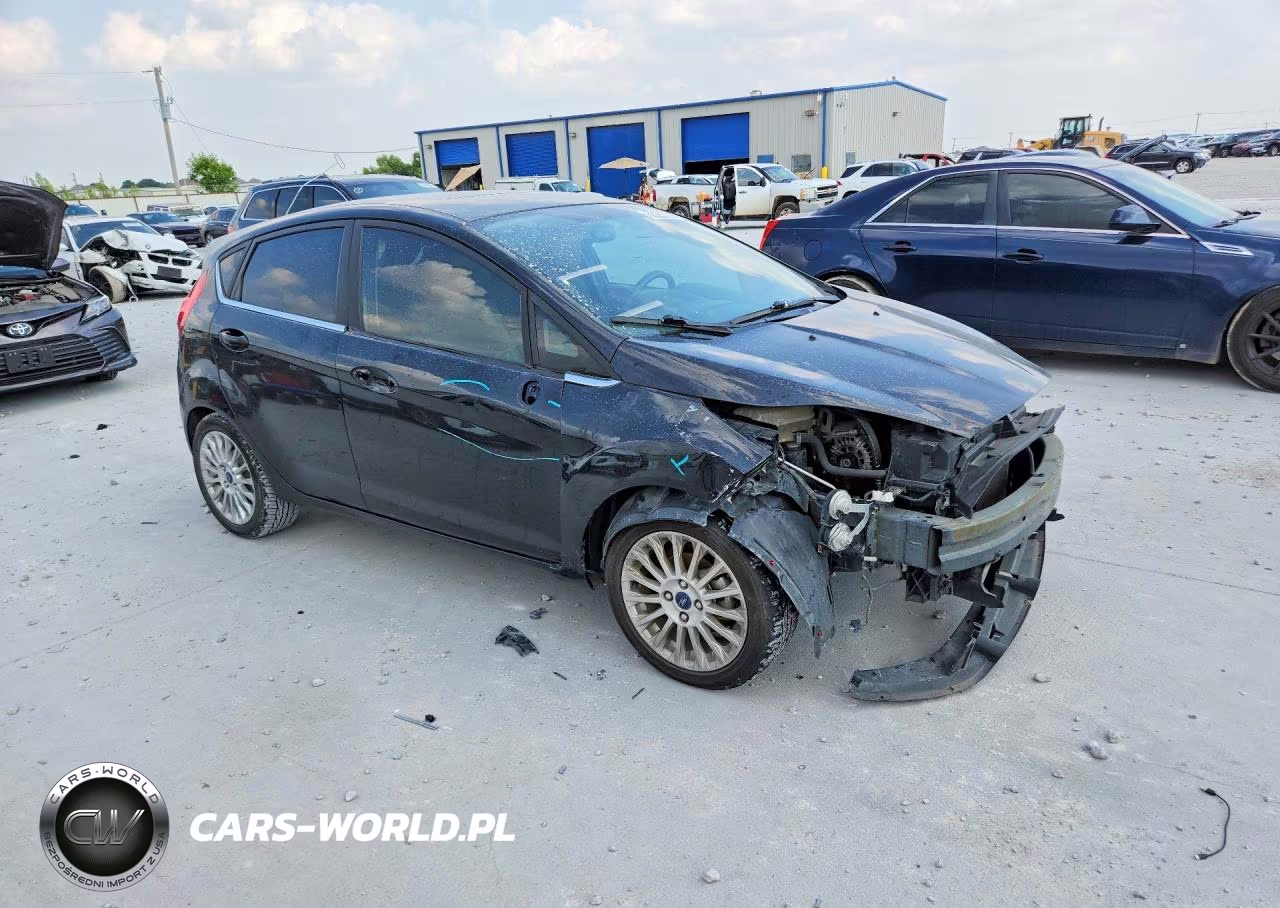 2014 Ford Fiesta Titanium VIN:3FADP4FJ1EM110697 - 4