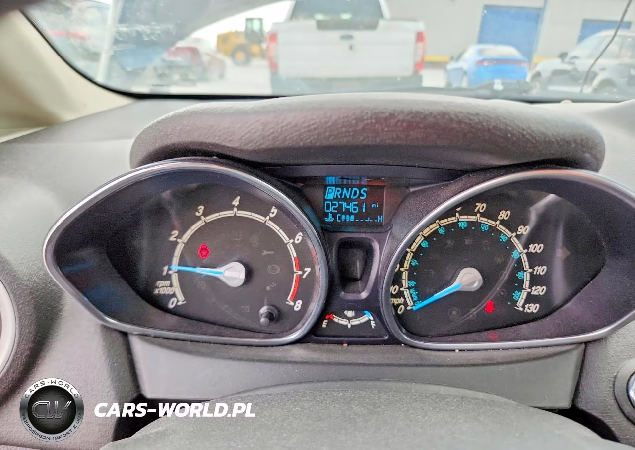 2014 Ford Fiesta Titanium VIN:3FADP4FJ1EM110697 - 9