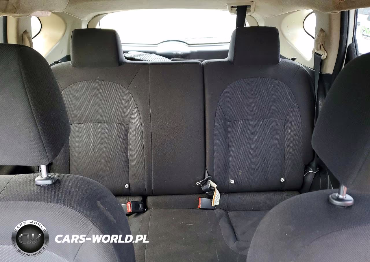 2015 Nissan Rogue Select S VIN:JN8AS5MT2FW161590 - 10