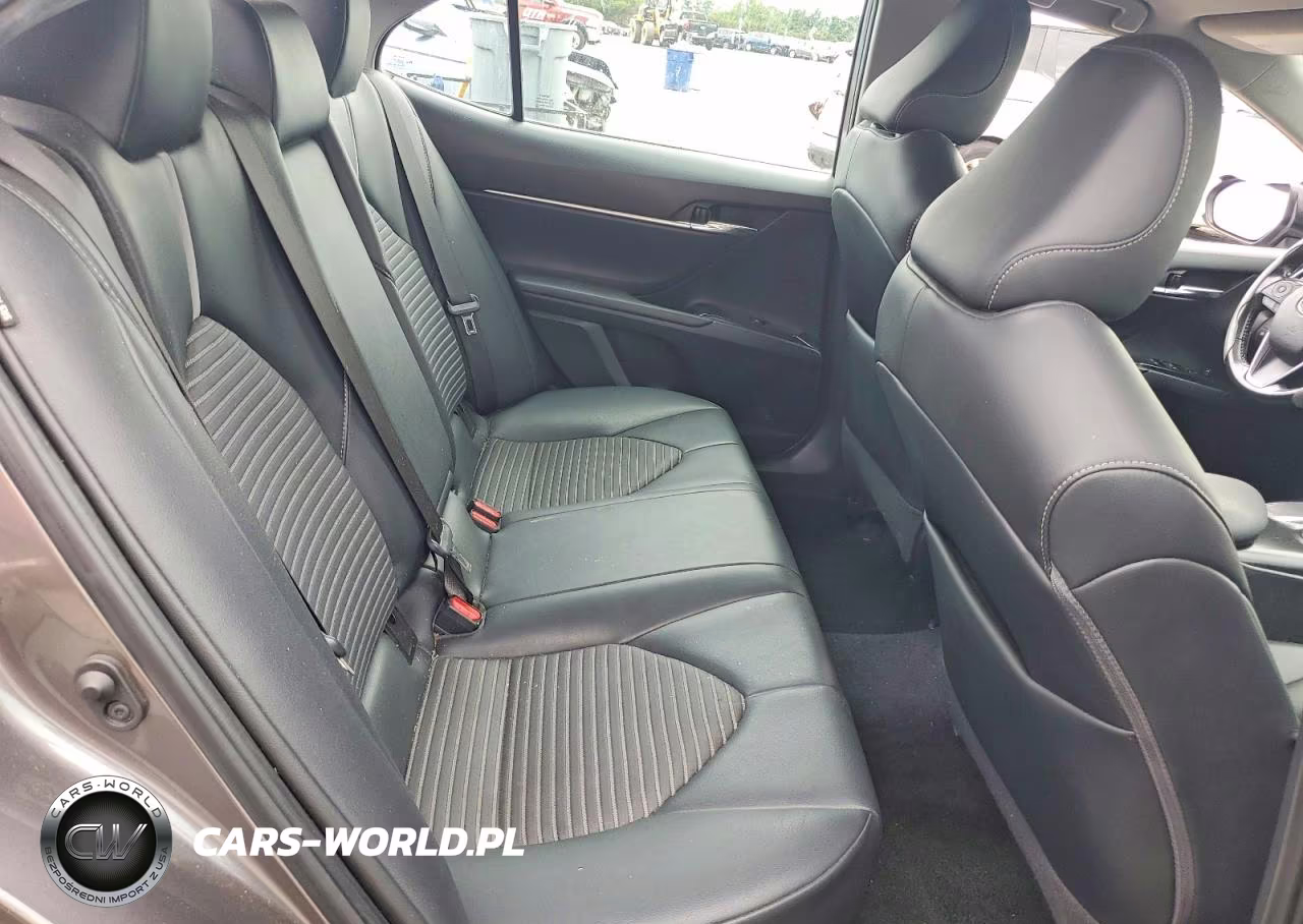 2020 Toyota Camry Se VIN:4T1G11AK3LU892559 - 10