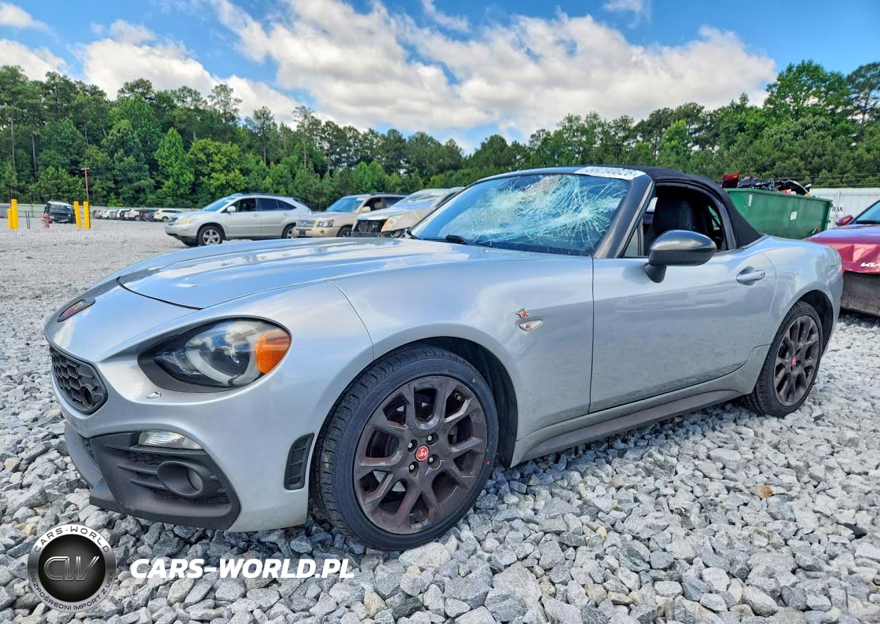 2018 Fiat 124 Spider Classica – zdjęcie 1 z 12