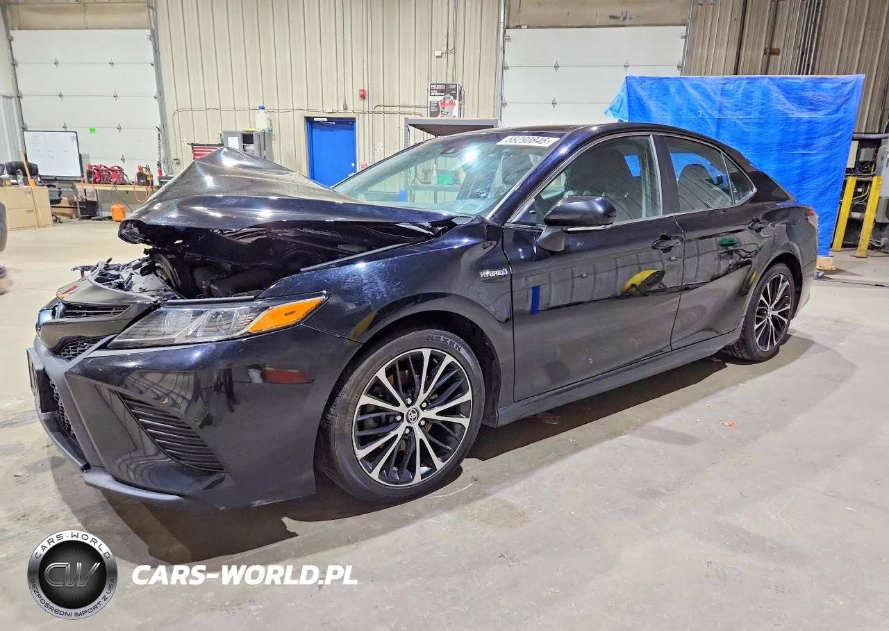2018 Toyota Camry Hybrid Se – zdjęcie 1 z 12