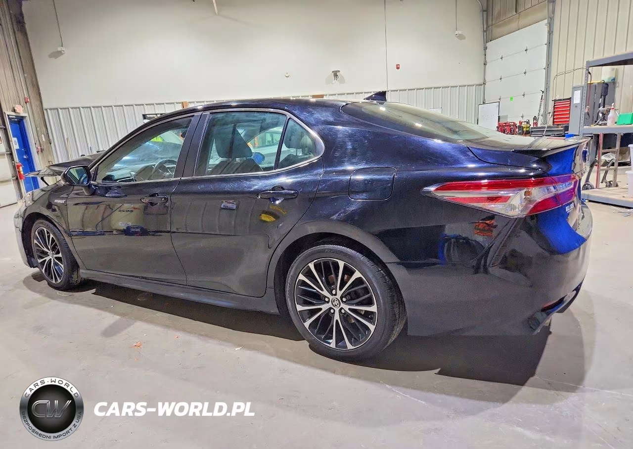 2018 Toyota Camry Hybrid Se VIN:4T1B21HK2JU002479 - 2