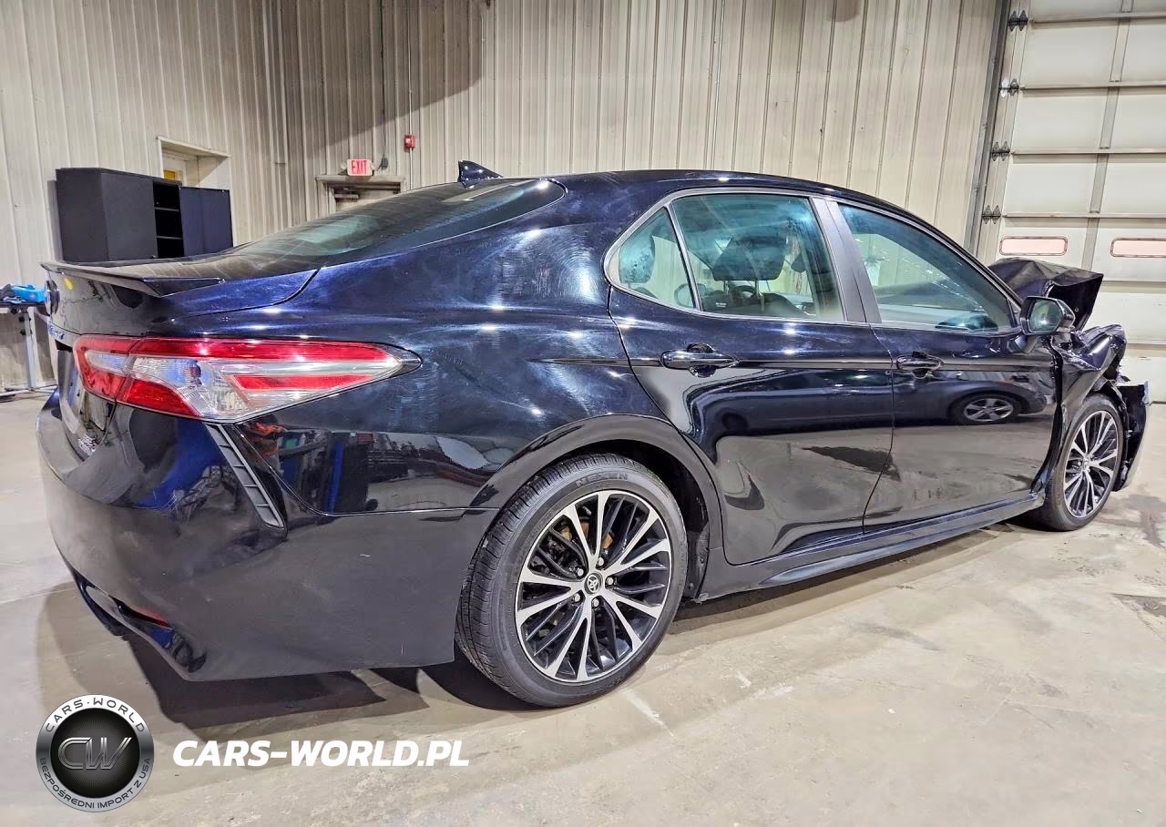 2018 Toyota Camry Hybrid Se VIN:4T1B21HK2JU002479 - 3