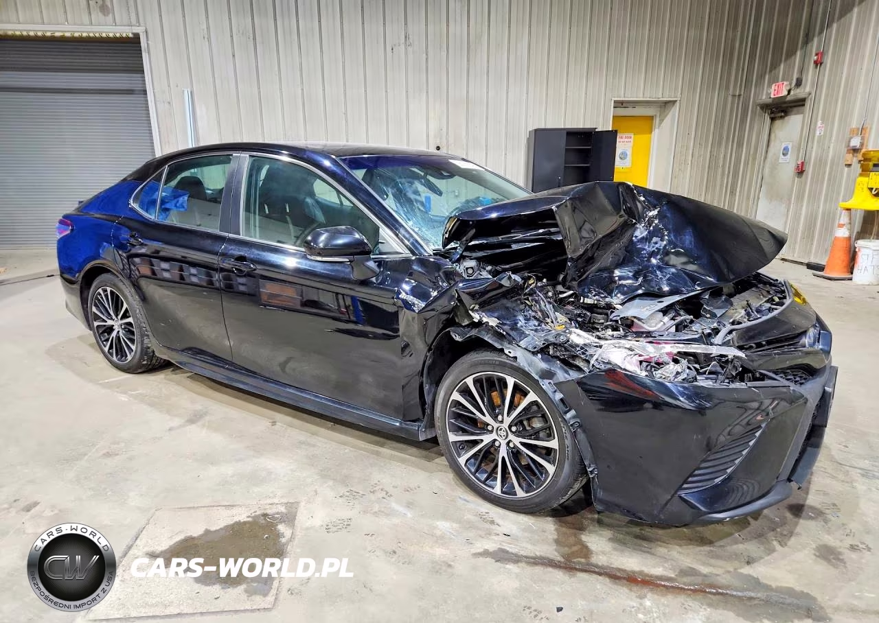 2018 Toyota Camry Hybrid Se VIN:4T1B21HK2JU002479 - 4