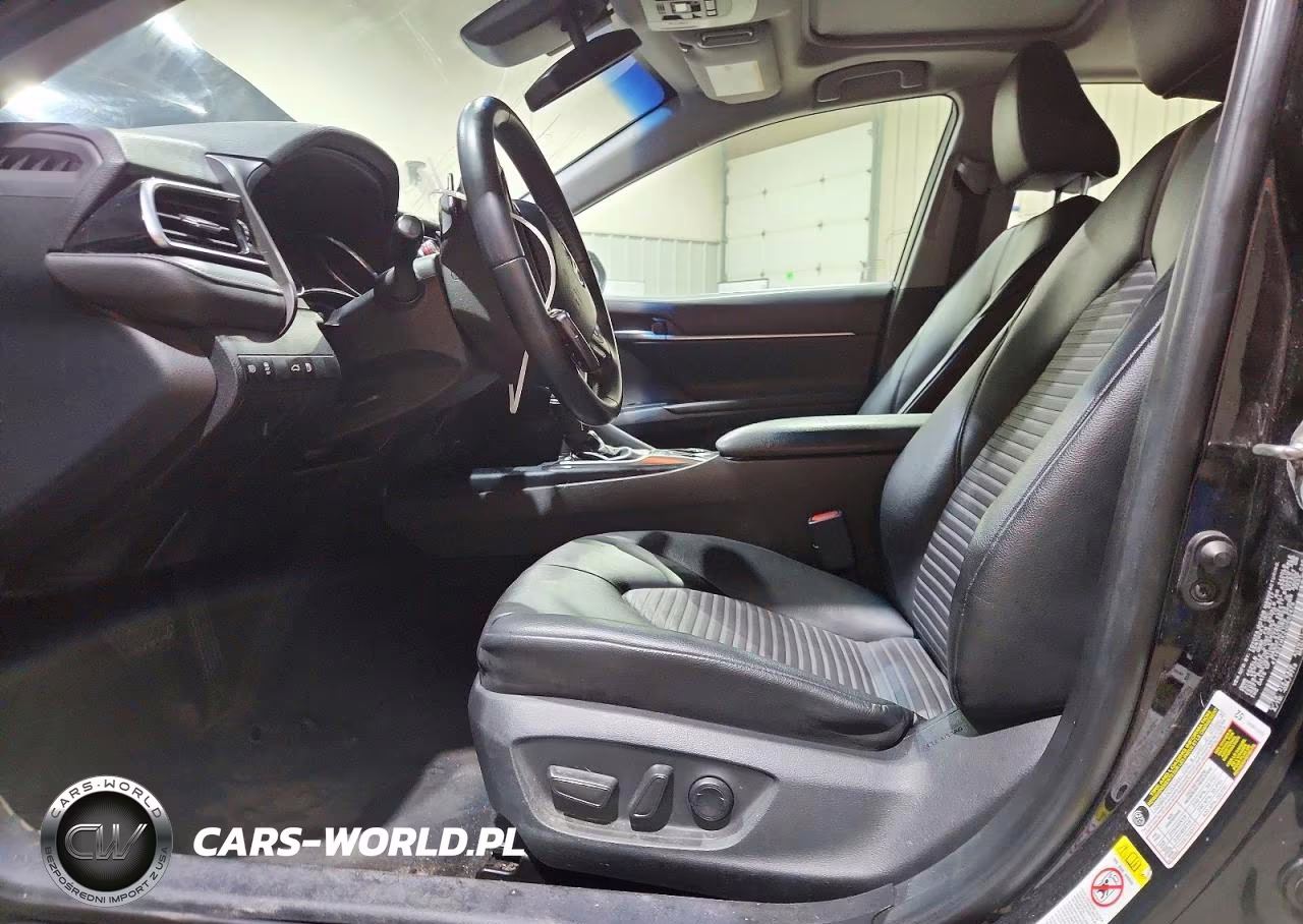 2018 Toyota Camry Hybrid Se VIN:4T1B21HK2JU002479 - 7