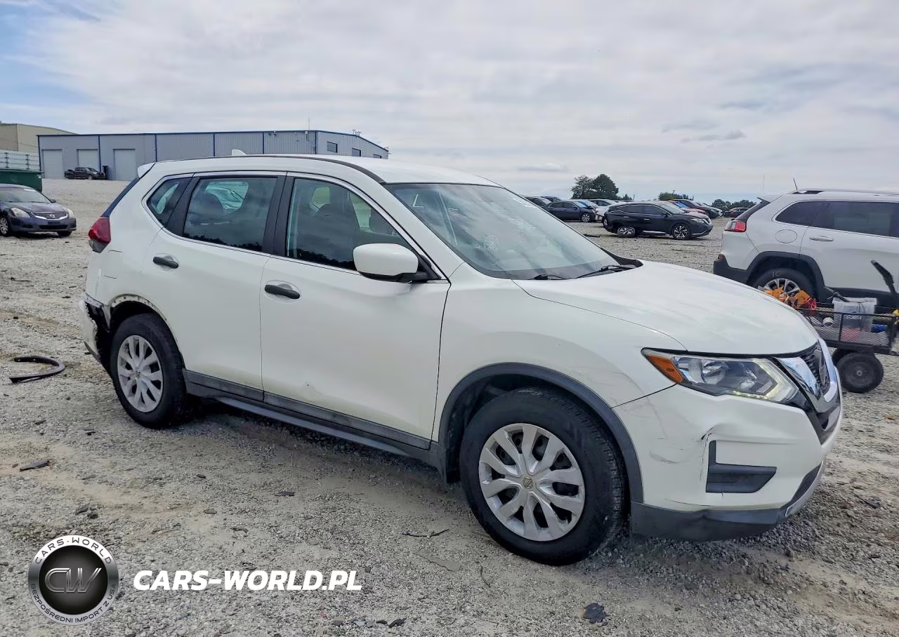 2018 Nissan Rogue S VIN:5N1AT2MT2JC773821 - 4