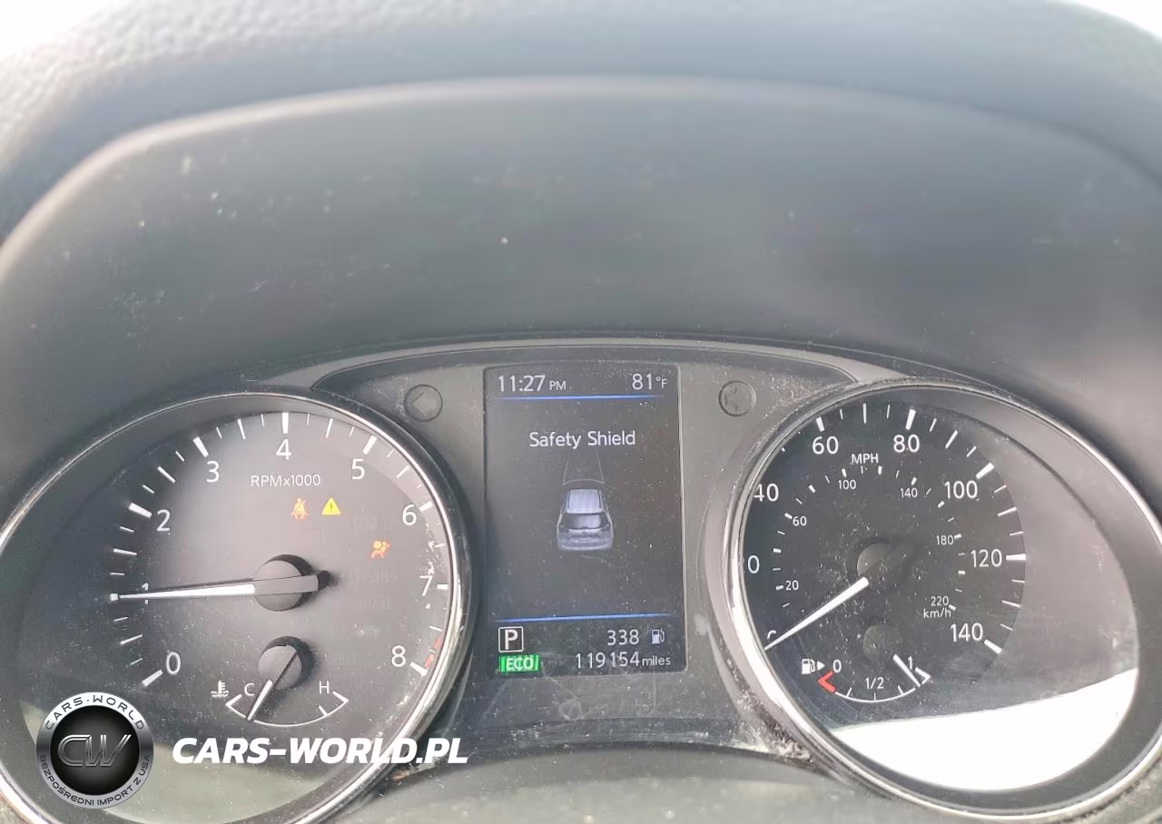 2018 Nissan Rogue S VIN:5N1AT2MT2JC773821 - 9