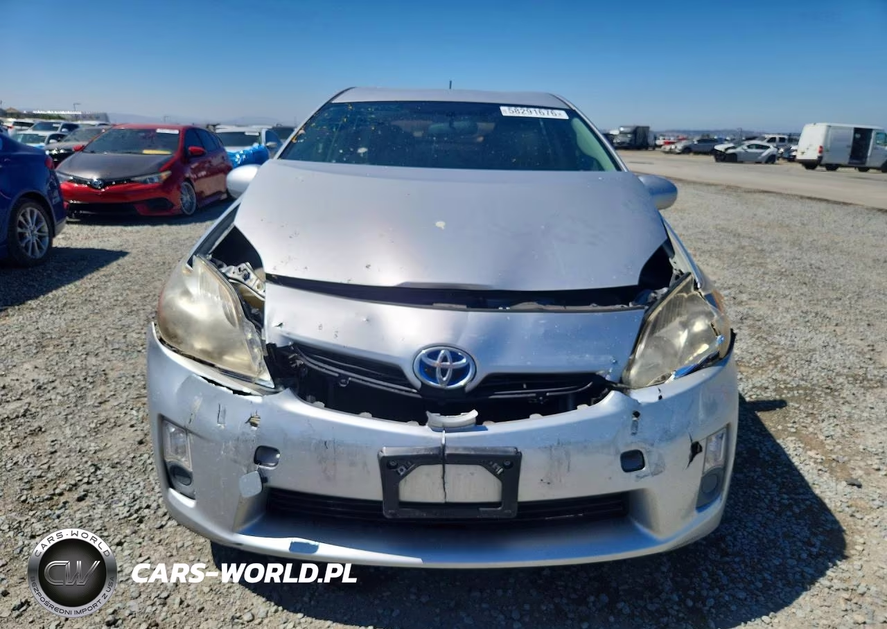 2011 Toyota Prius Three VIN:JTDKN3DU8B0318864 - 5