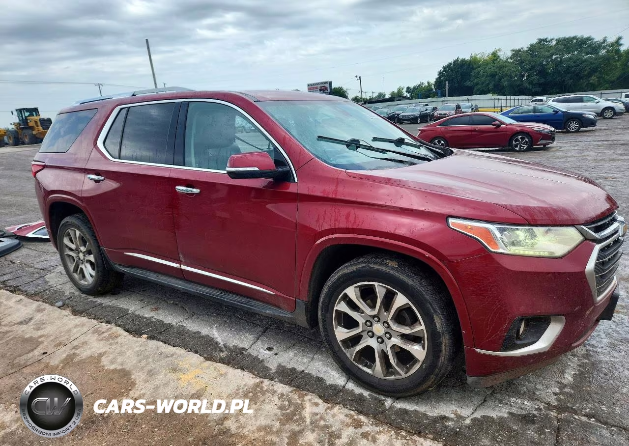 2018 Chevrolet Traverse Premier VIN:1GNERKKW5JJ127127 - 4