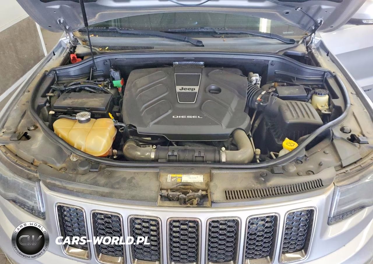 2015 Jeep Grand Cherokee Overland VIN:1C4RJFCM7FC146473 - 12