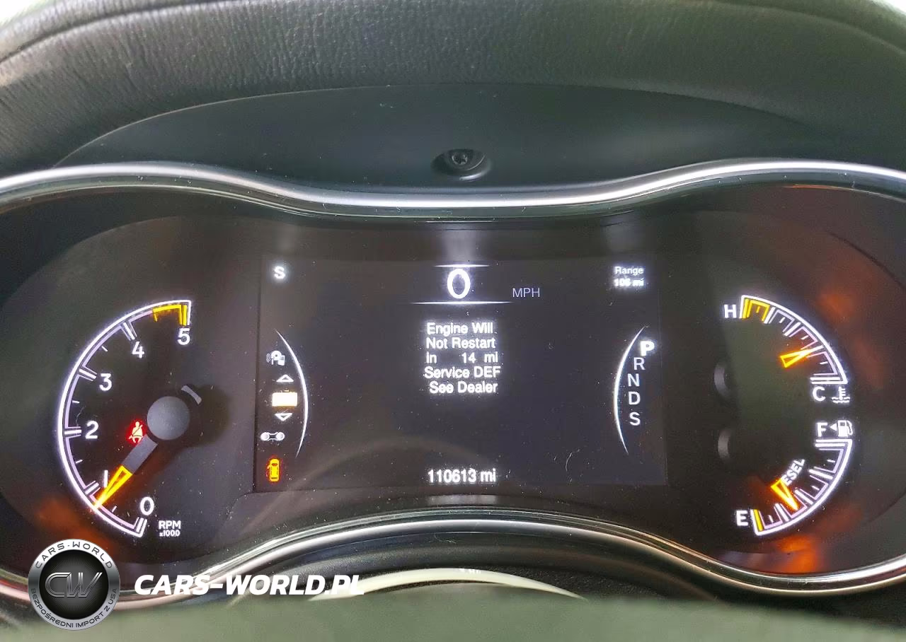2015 Jeep Grand Cherokee Overland VIN:1C4RJFCM7FC146473 - 9