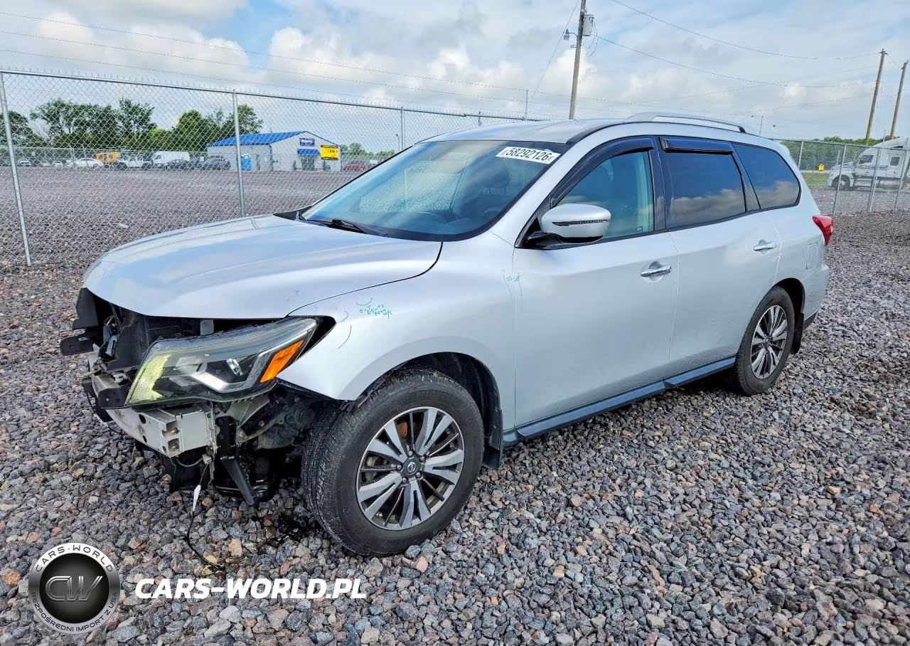 2017 Nissan Pathfinder Sv