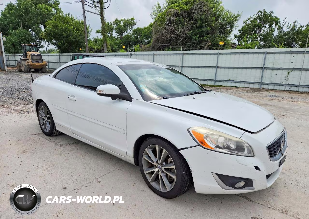 2013 Volvo C70 T5 VIN:YV1672MC5DJ137063 - 4