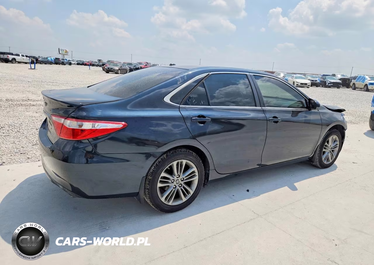 2016 Toyota Camry Se VIN:4T1BF1FK2GU123593 - 3