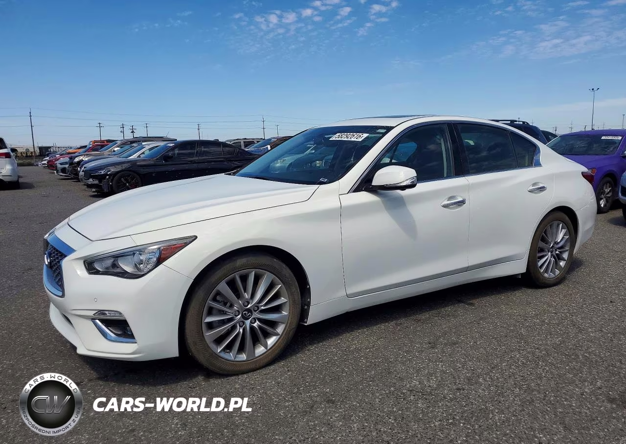2021 Infiniti Q50 Luxe – zdjęcie 1 z 12