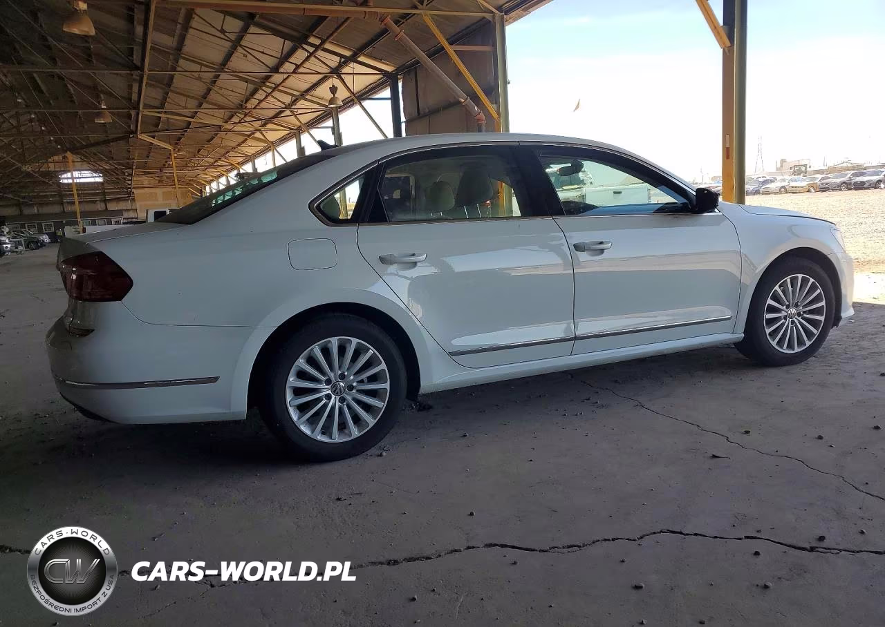 2016 Volkswagen Passat Se VIN:1VWBS7A31GC065398 - 3