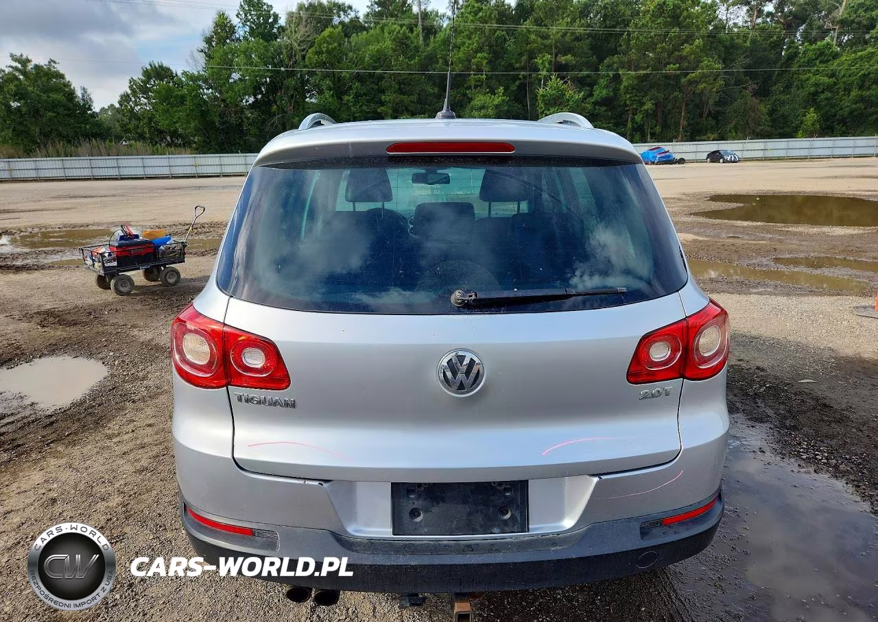 2011 Volkswagen Tiguan S VIN:WVGAV7AX0BW568643 - 6