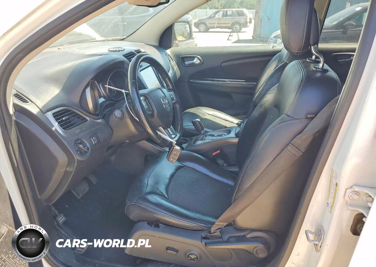2017 Dodge Journey Crossroad VIN:3C4PDCGGXHT594781 - 7