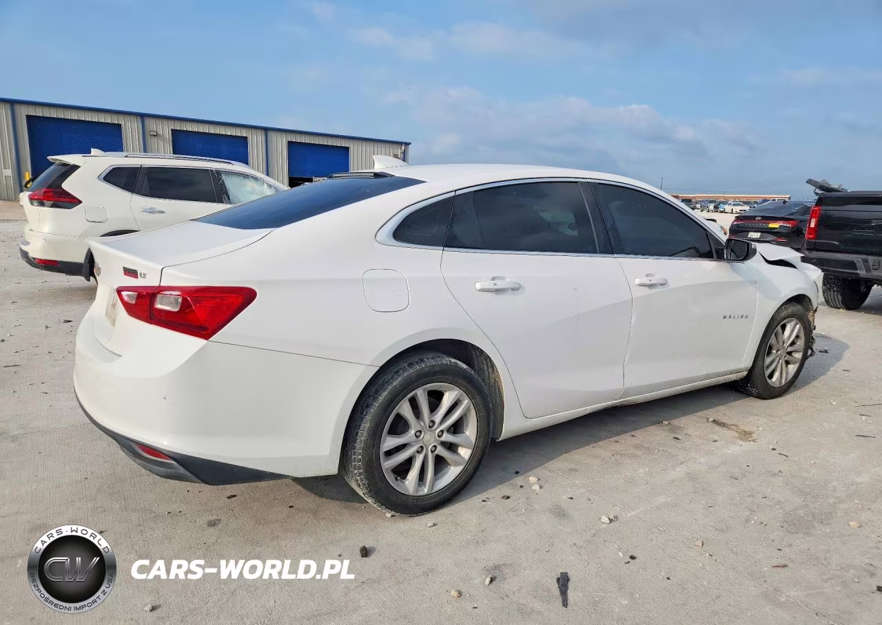 2018 Chevrolet Malibu Lt VIN:1G1ZD5ST3JF266488 - 3